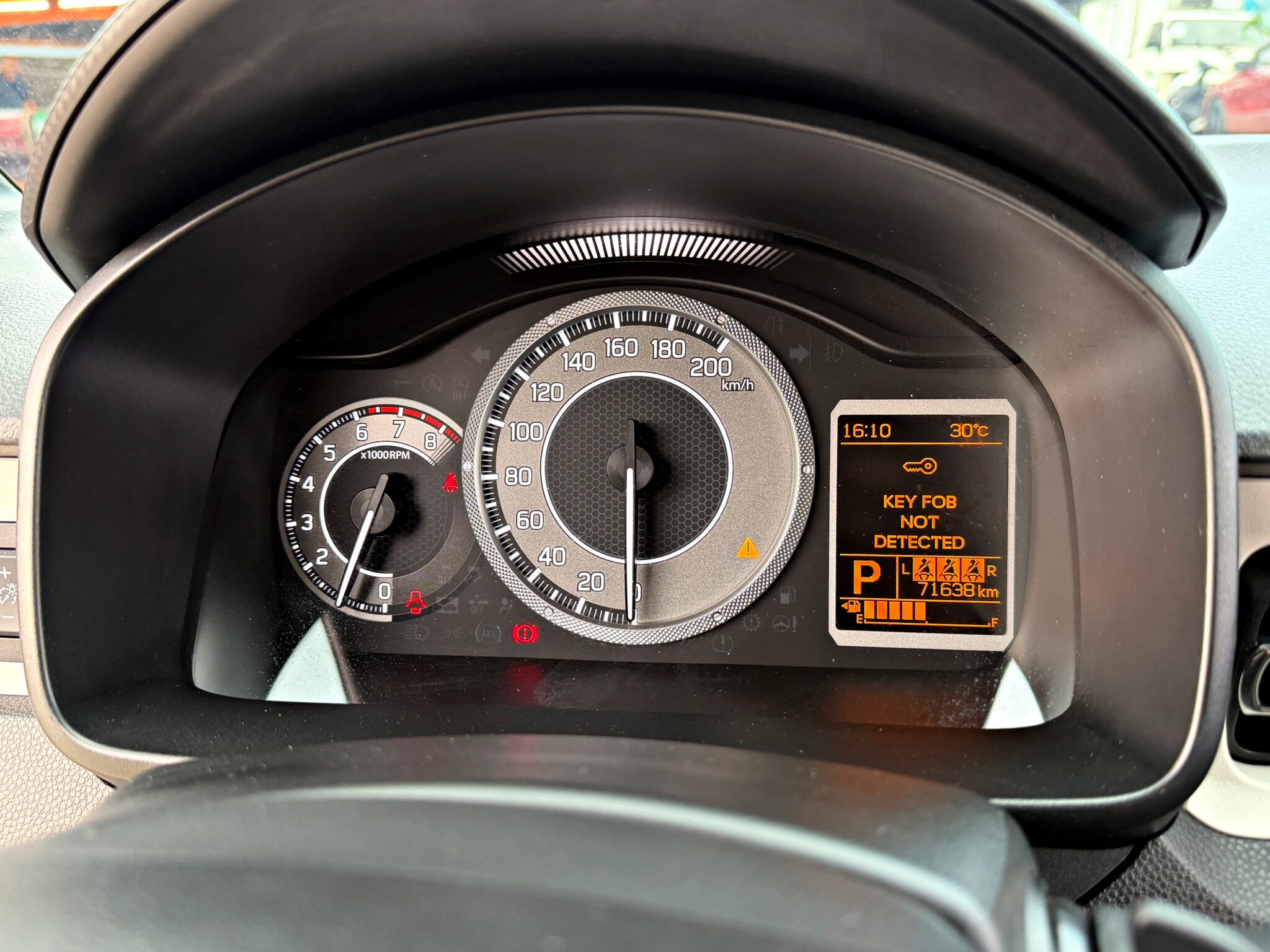 2023 Suzuki Ignis 儀表板里程 71,638 公里實拍